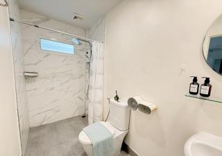 White House Near Chiang Mai Airport 3BR - 1