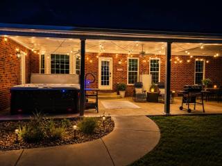Country Getaway with Pool, Hot Tub, Star Wars Movie & Game Rooms! - 0