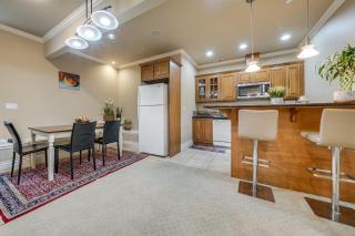 Full Kitchen & Laundry! Kirkland Studio Suite - 2