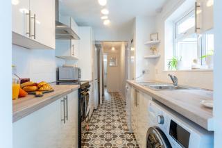 Penny Cottage - 3-Bed House I Short & Long stays - 4