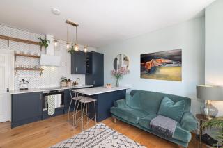 Stylish Cosy 1BR Flat Near Streatham Common - Pass the Keys - 9