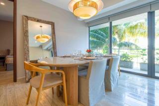 Cancun 2BR Resort Pool Padel & Playground - 1