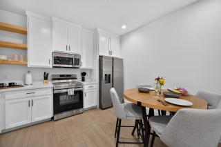 Modern Brownsville Duplex Near SPI and Downtown - 1