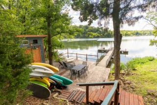 Luxury Lake House w Dock & Game Room - 7