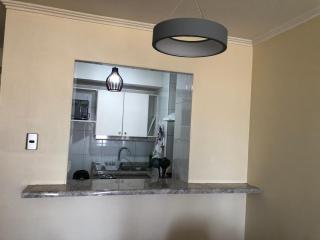 Agradable Departamento con estacionamiento gratis - 2