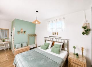 Azur Maurice Cozy Room with Private Bathroom - 0