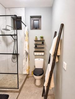 Azur Maurice Cozy Room with Private Bathroom - 4