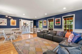Stellar Home with Hot Tub & Movie Room - 4