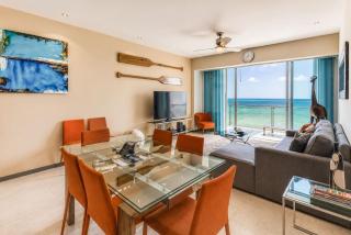 Beachfront 3BR Condo Ocean Views Pool & Beach - 4