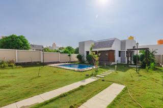 JhilMil Escape VillaPool2BHK1hr Koramangala HSR - 7