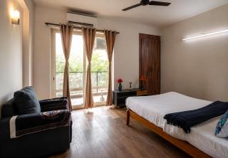 Aurora Canvas Nr Fortis 30min DLF CyberHub4Bhk - 8