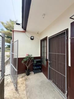 Kanato Guest House -near Dahican beach - 1