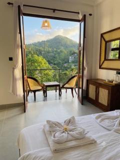 Ceylon tea resort Ella - 1