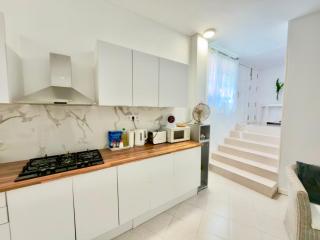 Alquiler de Habitación privada con las areas de sala, cocina y baño que se comparten cerca al Mar! - Alcalá - 8