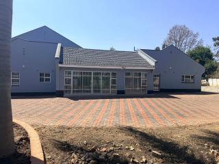 The Pershore House - 1