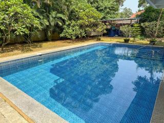 1BHK Stay Near, Thalassa,Gated Society , Pool & Balcony - 8