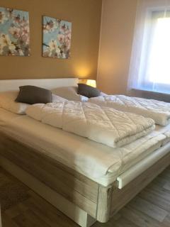 Holiday apartment right on Lake Hillebach with a balcony - 7