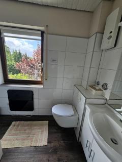 Holiday apartment right on Lake Hillebach with a balcony - 6
