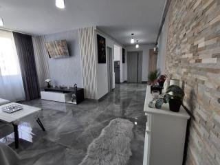 Aly Central Delux Apartment - 9