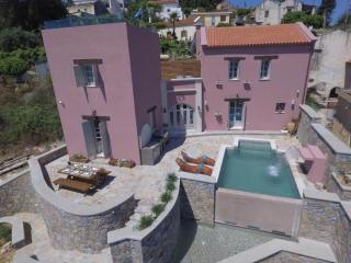 Listen to Nature in a Renovated Traditional Hilltop Villa Liodosifis with Heated Pool - 9