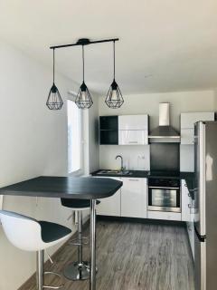 Nobelova View Apartment with Garage - 8