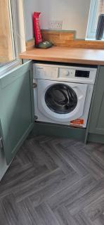 Maluwa Stays - 4BR House Near Anfield - Sleeps 8 - 6