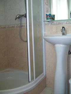 Pacheco's Guesthouse - Lagos - 6