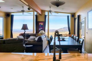 Inn The Sky Retreat 2 Homes Sleeps 12 Firepit - 3