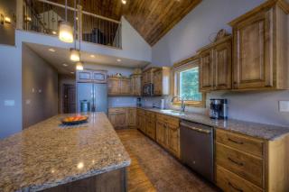 Vacation Court Lodge - 2