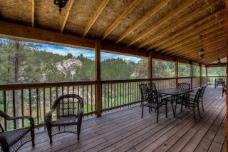 Eagle Pine Lodge - 3