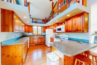 Hilltop Getaway - 2