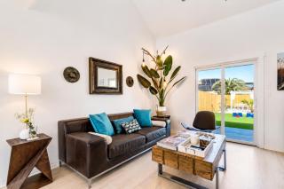 Classy Bohemian Beach Cabana- Close to Beach - 1