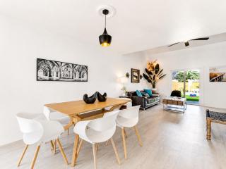 Classy Bohemian Beach Cabana- Close to Beach - 0