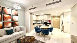 Beach Front 2BR Panoramic Sea View - 4