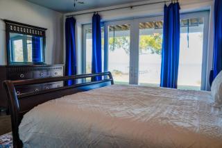Salty Bay Hideaway - 3