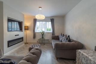 Luxury 3-Bed House - Free Parking - Arthur's Seat - 0