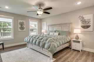 Charming Ozark Abode w/ Yard & Pool Access - 2