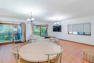 Melrose Place Apartment - 2