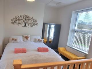 Newly refurbished house - 7