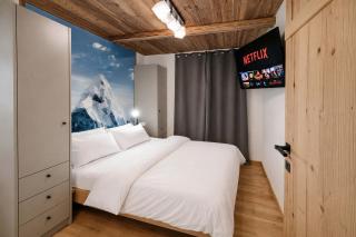 OLDWOOD CHALET - Design Chalet & Balcony - 3
