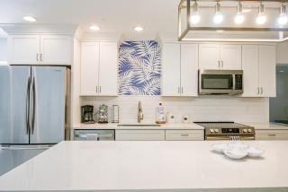 3 Mins to Beach! Poolside Paradise in Siesta Key - 4