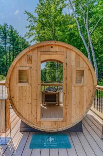 Sauna Hot Tub Game Room Theater Firepit - 8