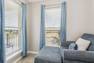 Gulf Island Condos Unit 322 - 5