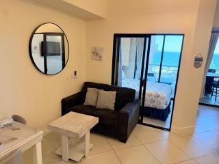 1BR 1BA Ocean View Las Palomas Phase 1 Bld Ruby - 2