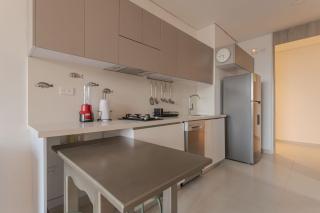 Moderno y Cómodo Apartamento con Balcón cerca al Mar - 9