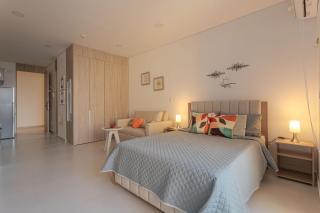 Moderno y Cómodo Apartamento con Balcón cerca al Mar - 1