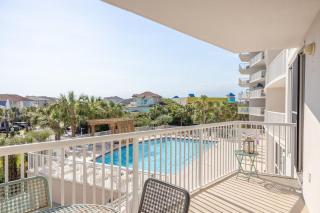 Pelican Terrace Retreat in the Heart of Destin - 8