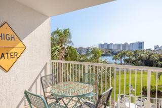 Pelican Terrace Retreat in the Heart of Destin - 3