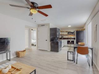 ⟫ Dog Run & Courtyard 2 Bedroom Apt w/King Bed W&D - 5
