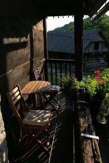 Hiša 1875 - Authentic Boutique Heritage Stay - 9